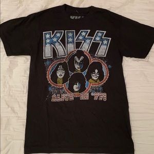 Oversized Kiss Band Tee